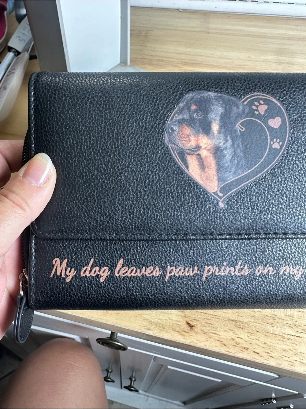 Rottweiler The Bradford Exchange Black Wallet with my dog leaves prints vintage